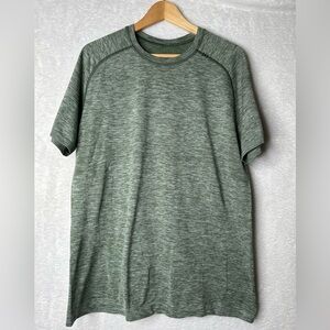 lululemon athletica Heathered Green Short Sleeve Tee